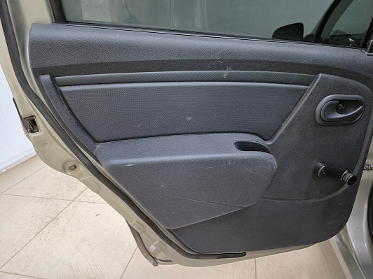Renault Logan Expression, 2011 года, пробег 186848 км