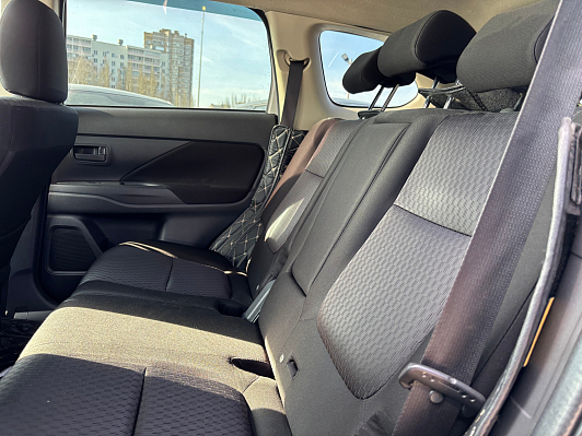 Mitsubishi Outlander Instyle, 2012 года, пробег 206000 км