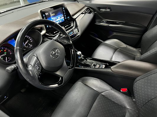 Toyota C-HR, 2019 года, пробег 110831 км
