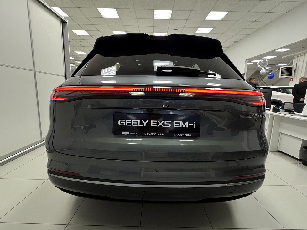Geely EX5 EM-i Макс, серый