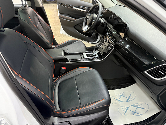 Kia Seltos Premium Edition, 2024 года, пробег 27105 км