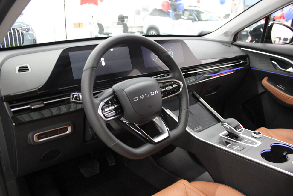 Omoda C5 Drive, серый