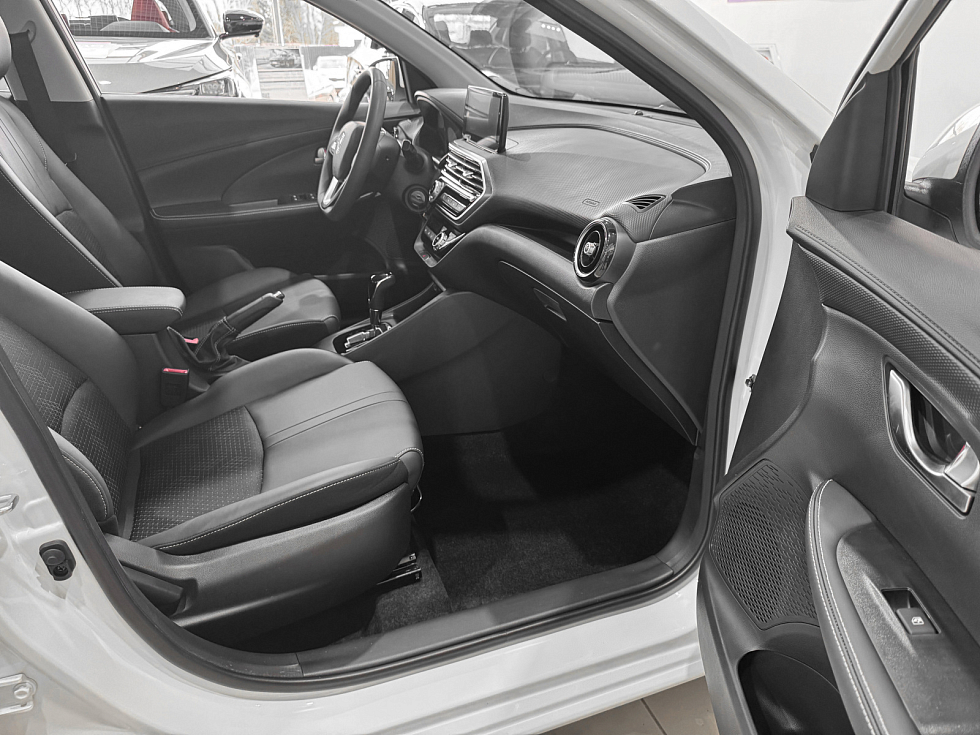 Changan Alsvin Комфорт, белый