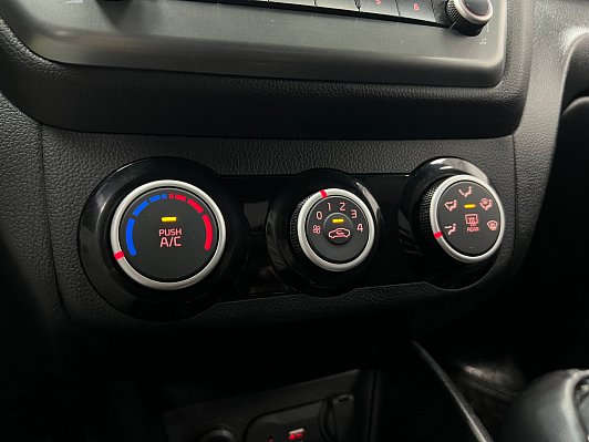 Kia Rio Comfort Аудио, 2017 года, пробег 122660 км