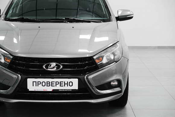 Lada (ВАЗ) Vesta Luxe Multimedia (2019-2021), 2018 года, пробег 144454 км