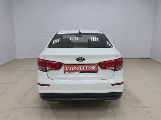 Kia Rio, 2015 года, пробег 111555 км