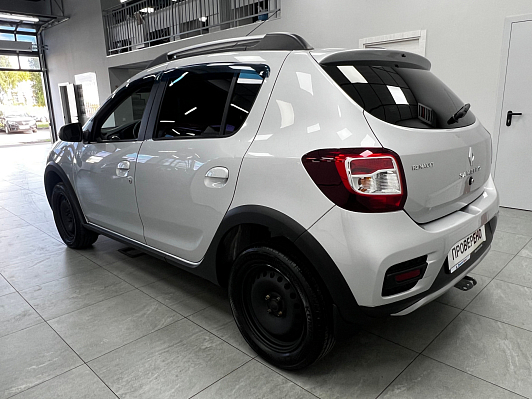 Renault Sandero Privilege, 2017 года, пробег 88000 км