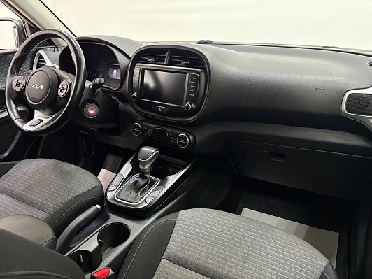 Kia Soul Luxe, 2022 года, пробег 57779 км