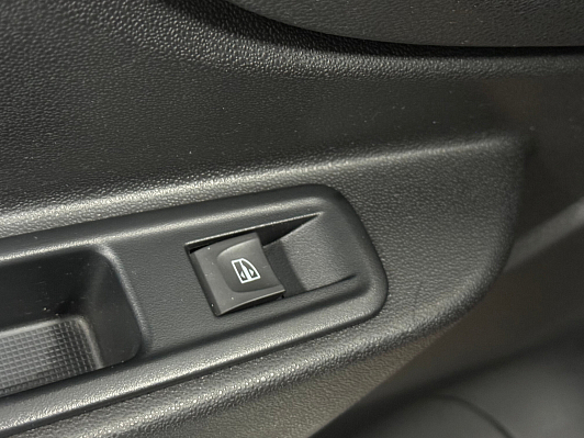 Lada (ВАЗ) XRAY Optima Air conditioner (2018), 2018 года, пробег 83000 км