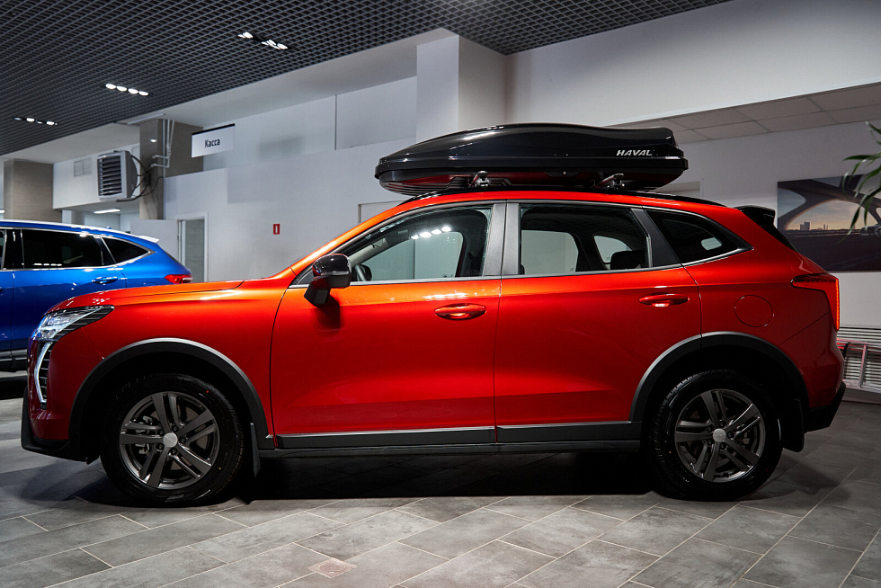 Haval Jolion Техно +, красный