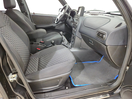 Lada (ВАЗ) Niva Travel BLACK'24, 2023 года, пробег 9828 км