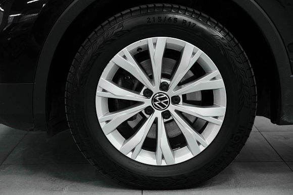 Volkswagen Tiguan Respect, 2020 года, пробег 146743 км