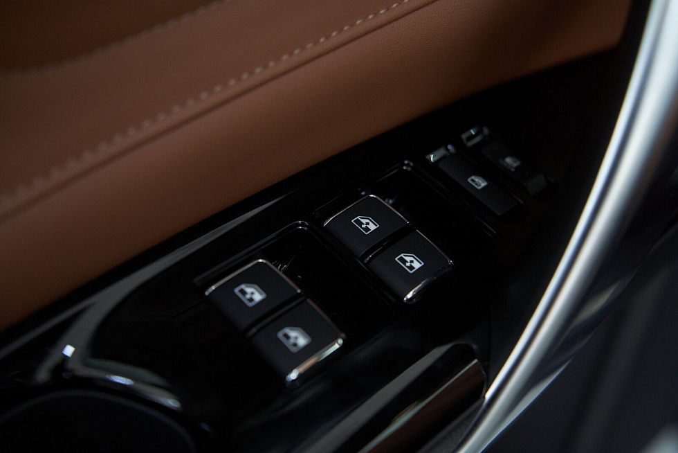 Changan CS95 Комфорт, черный