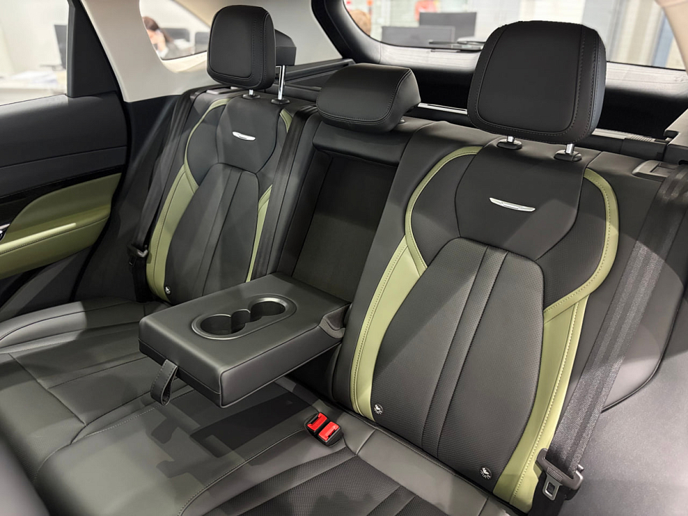 Hongqi HS3 Комфорт, зеленый