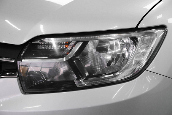 Renault Logan Life, 2019 года, пробег 74497 км