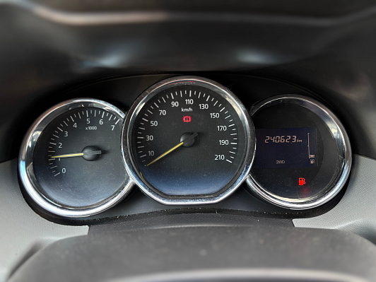Renault Duster Authentique, 2015 года, пробег 285623 км
