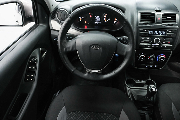 Lada (ВАЗ) Granta Luxe Prestige, 2020 года, пробег 65000 км