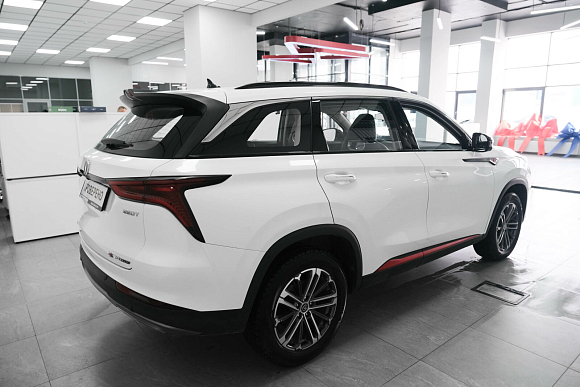 Changan CS75 Plus Luxury, 2023 года, пробег 56000 км