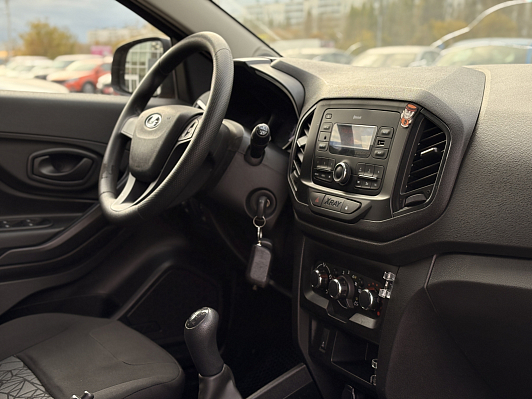 Lada (ВАЗ) XRAY Comfort, 2018 года, пробег 134580 км