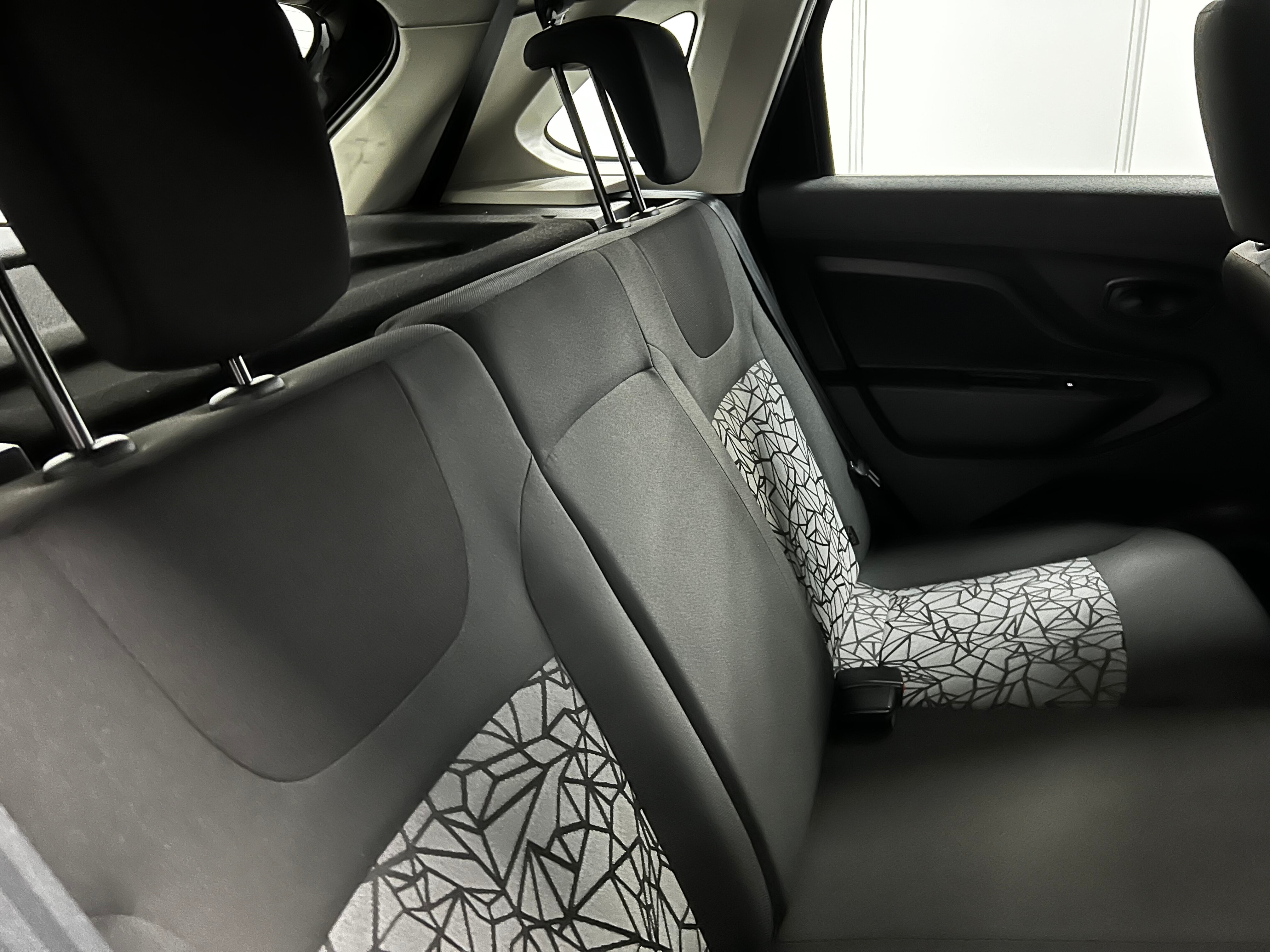 Lada (ВАЗ) XRAY Comfort, 2018 года, пробег 110000 км