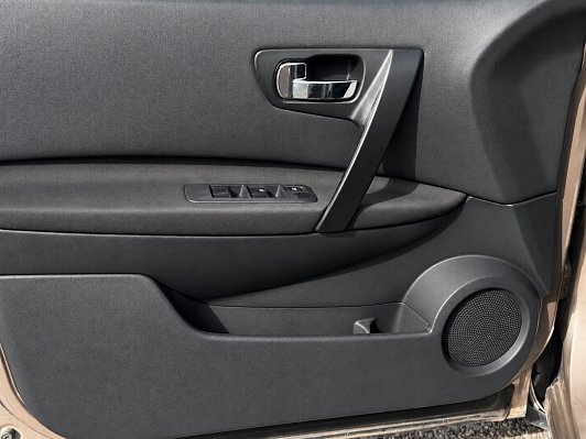 Nissan Qashqai XE, 2010 года, пробег 171900 км