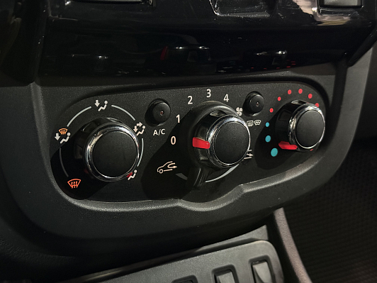 Renault Duster Privilege, 2017 года, пробег 128000 км