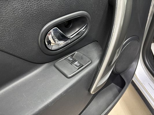 Renault Sandero Stepway Drive, 2019 года, пробег 66327 км
