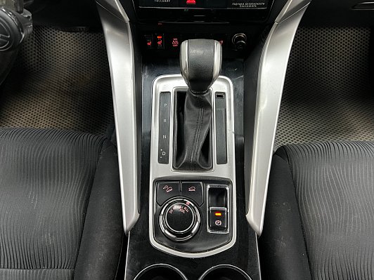 Mitsubishi Pajero Sport Intense, 2018 года, пробег 157220 км