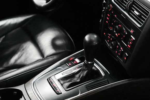 Audi Q5, 2011 года, пробег 148463 км