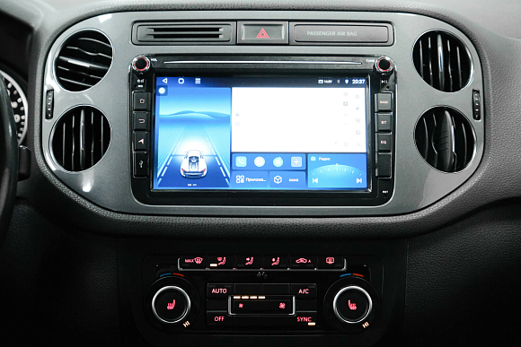 Volkswagen Tiguan Avenue, 2013 года, пробег 209000 км