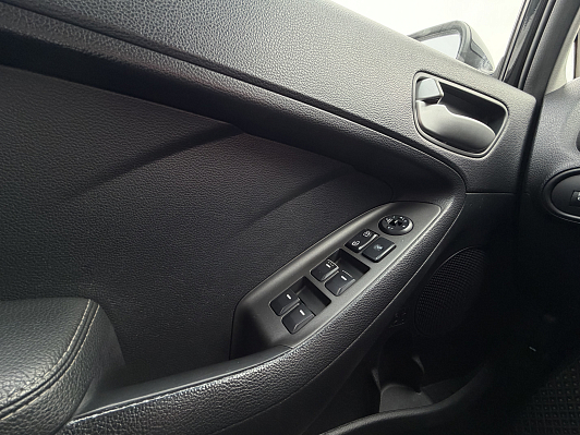 Kia Cerato Comfort, 2014 года, пробег 156000 км