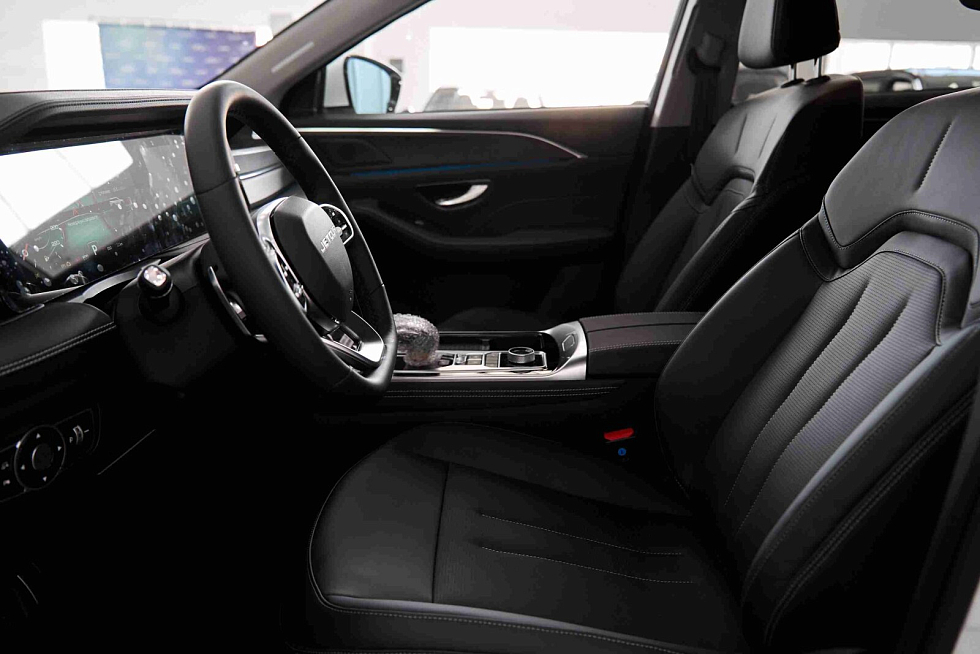 JETOUR X90 PLUS Luxury, белый