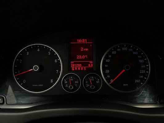 Volkswagen Tiguan Sport&Style, 2009 года, пробег 201289 км