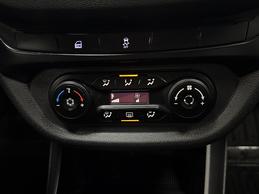 Lada (ВАЗ) Vesta Comfort, 2021 года, пробег 60498 км