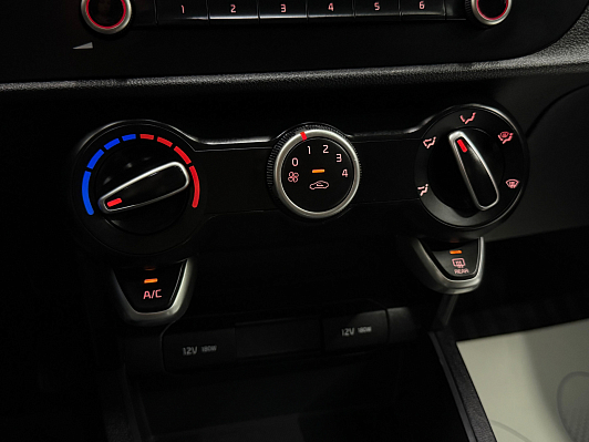 Kia Rio Classic, 2021 года, пробег 78227 км