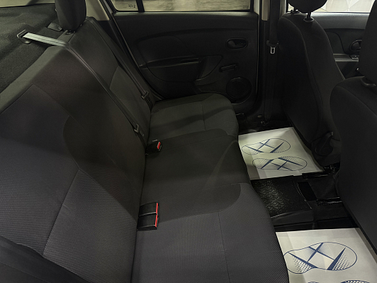 Renault Logan Access, 2015 года, пробег 157838 км