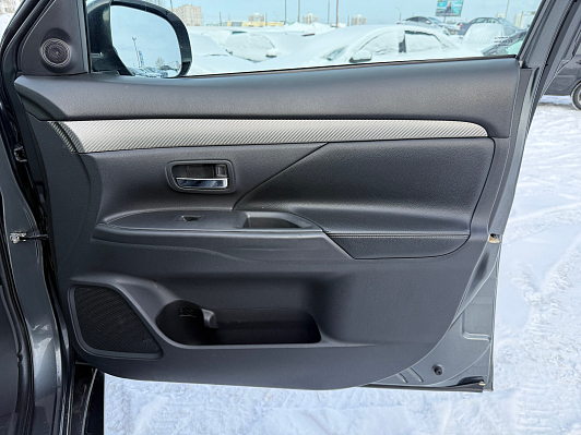 Mitsubishi Outlander Instyle, 2013 года, пробег 364136 км