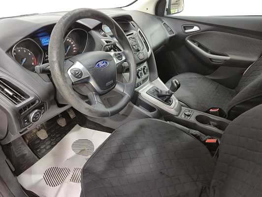 Ford Focus Trend, 2012 года, пробег 233777 км