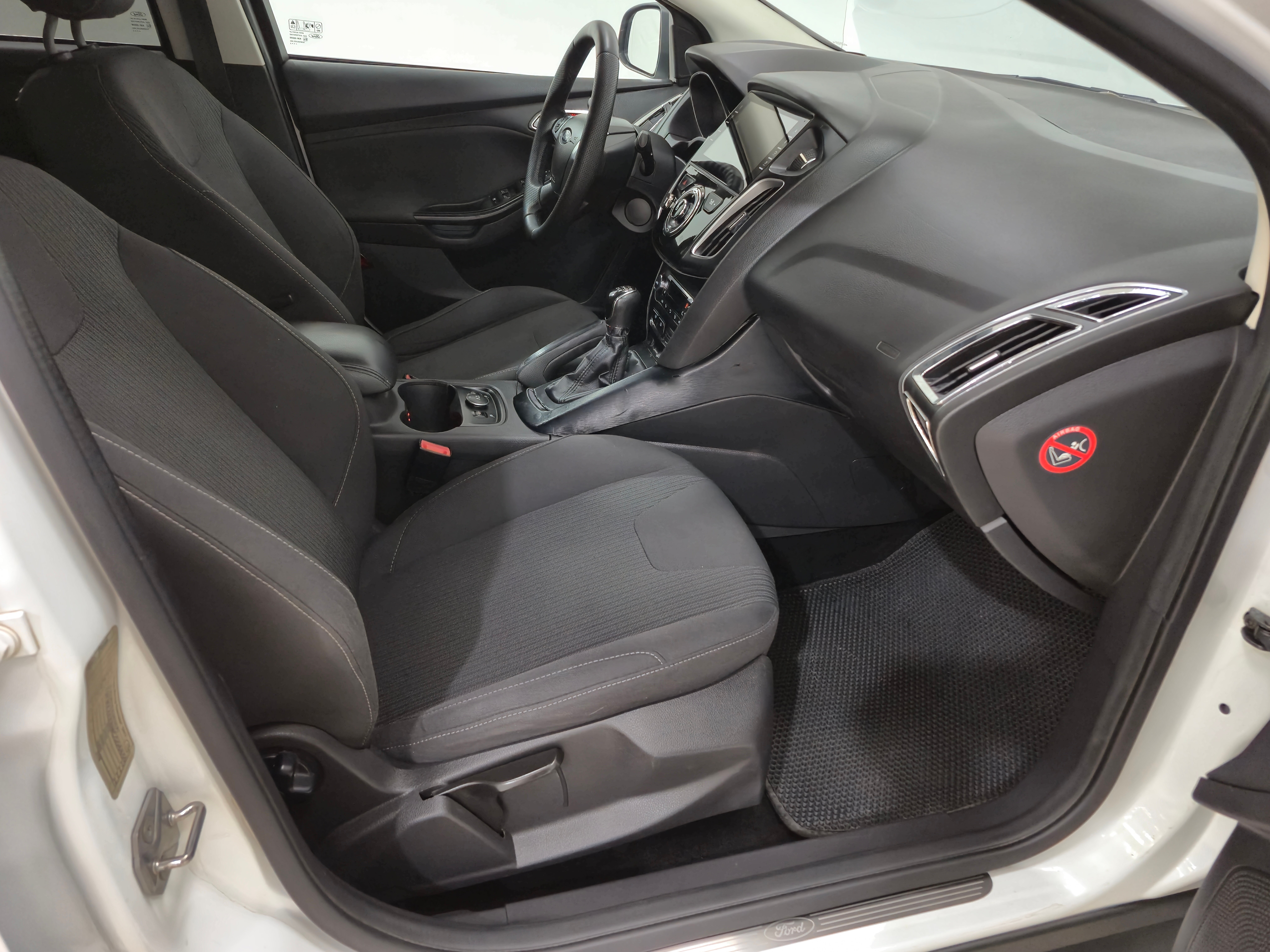 Ford Focus Titanium, 2012 года, пробег 264128 км