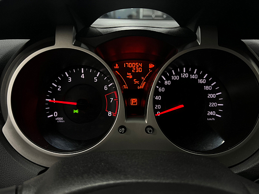 Nissan Juke LE, 2012 года, пробег 170000 км