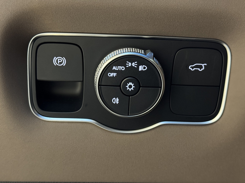 TENET T8 Ультра 4WD, белый