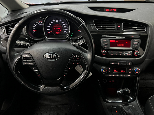 Kia Ceed Luxe, 2015 года, пробег 79127 км