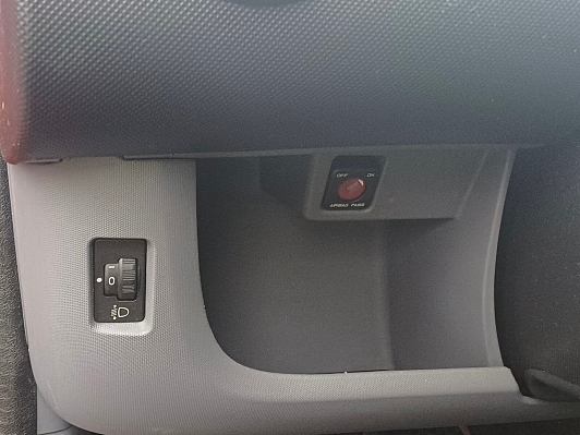 Peugeot 107 Access, 2008 года, пробег 165804 км