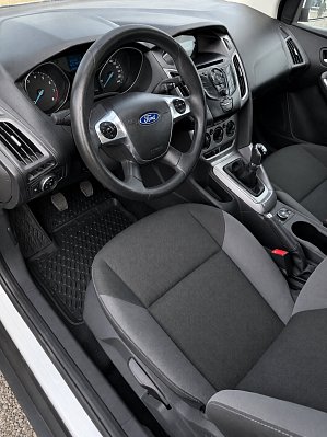 Ford Focus Trend, 2011 года, пробег 282648 км