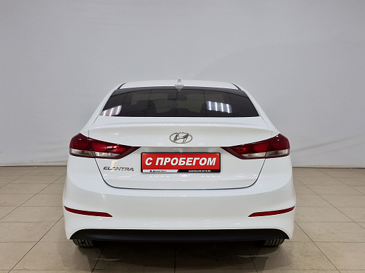 Hyundai Elantra Base, 2018 года, пробег 200532 км