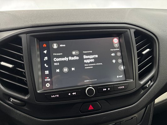 Lada (ВАЗ) Vesta Luxe, 2021 года, пробег 157843 км