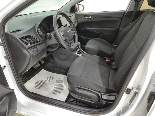 Hyundai Solaris Comfort, 2021 года, пробег 92744 км
