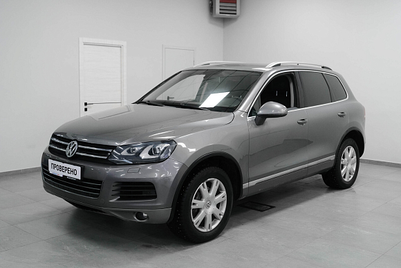 Volkswagen Touareg, 2011 года, пробег 261000 км