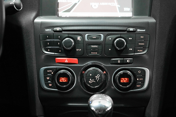 Citroen C4 Exclusive, 2014 года, пробег 118000 км