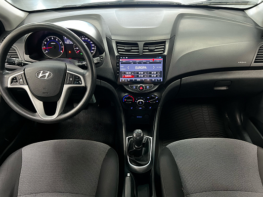 Hyundai Solaris Active, 2013 года, пробег 205002 км